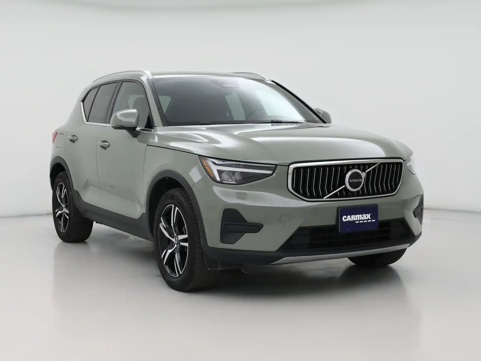 2024 Volvo XC40 B5 Core Bright AWD's photo