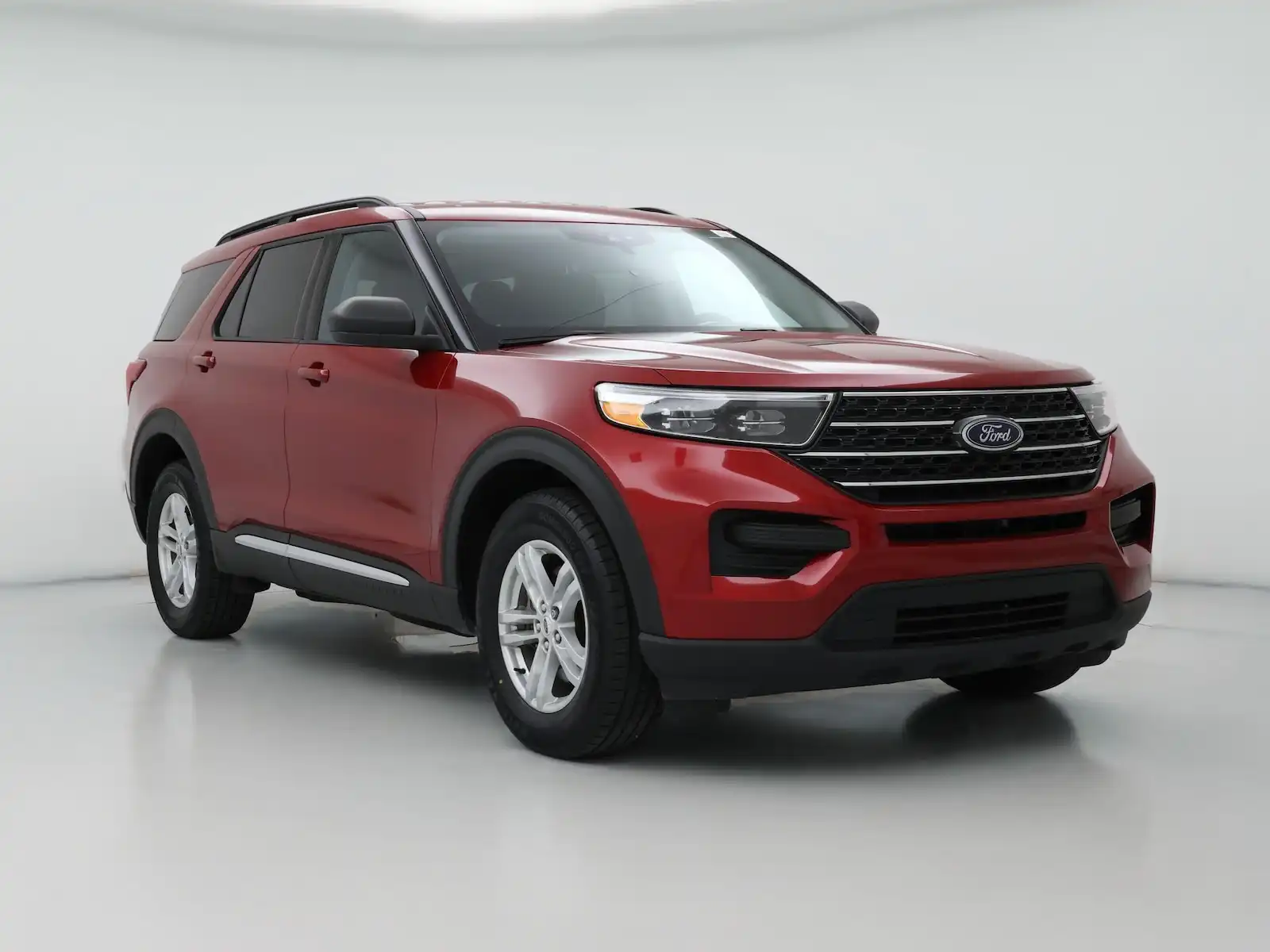 2024 Ford Explorer XLT 4WD's photo