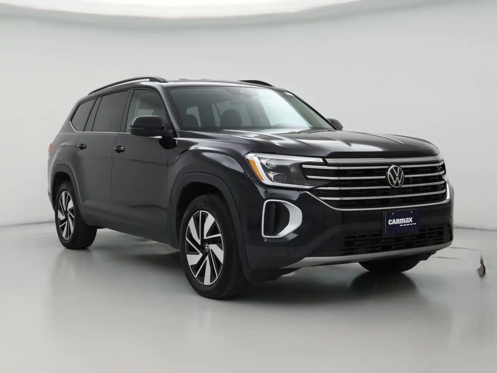 2025 Volkswagen Atlas 2.0T SE with Tech's photo
