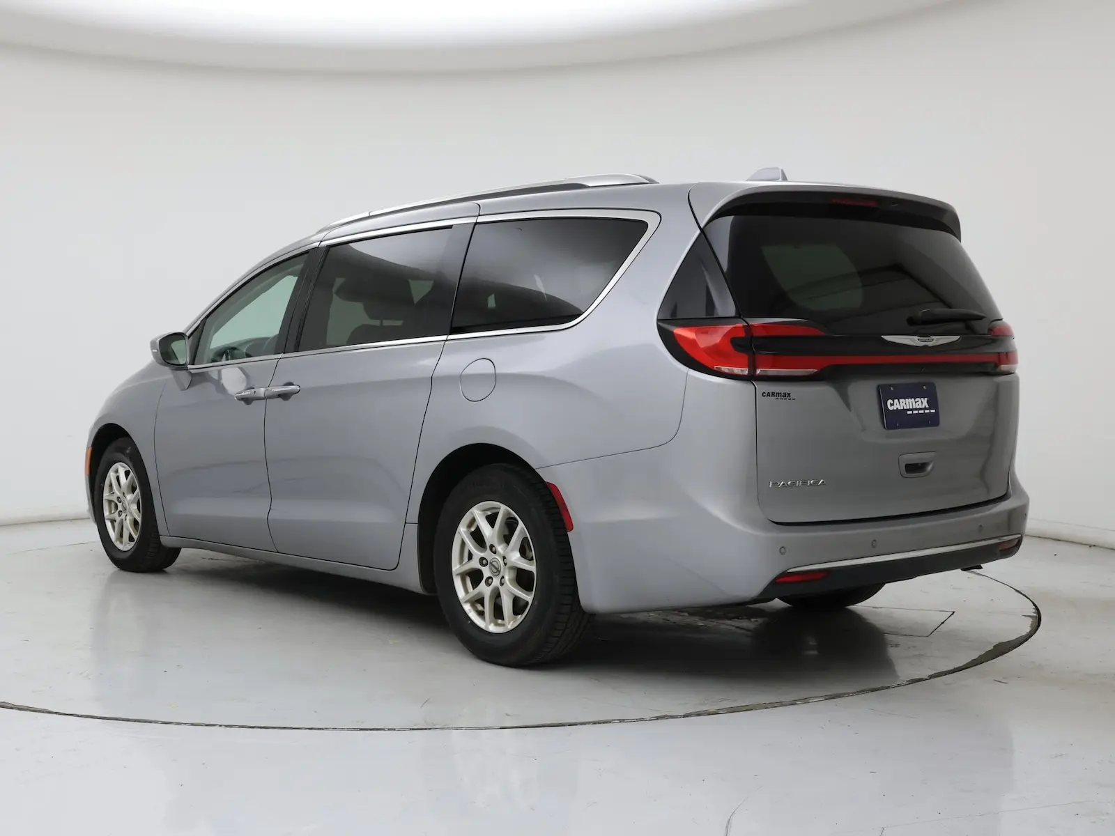 2021 Chrysler Pacifica Touring L photo 3