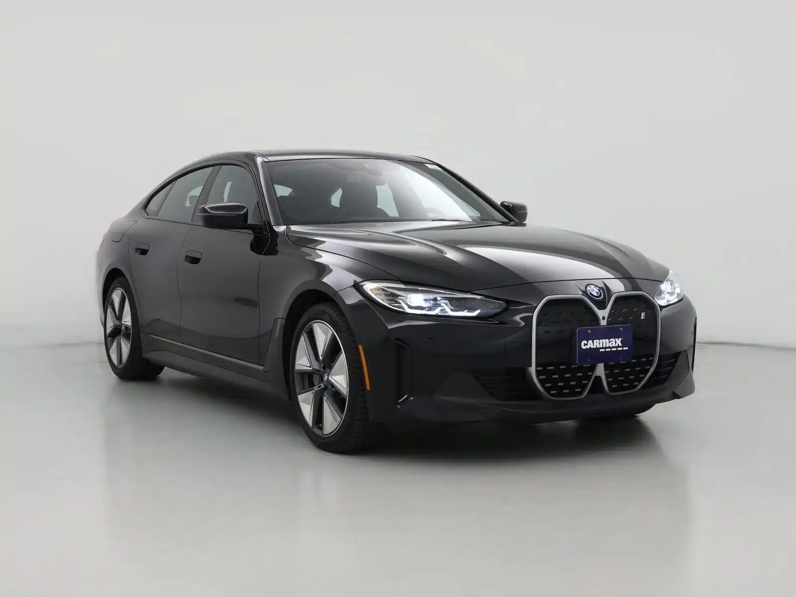 2023 BMW i4 eDrive35's photo