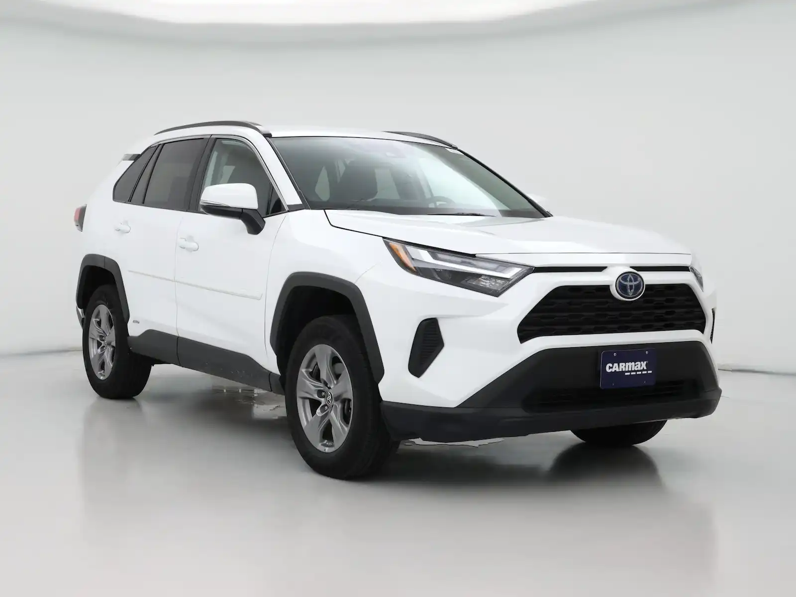 2024 Toyota RAV4 Hybrid LE AWD's photo
