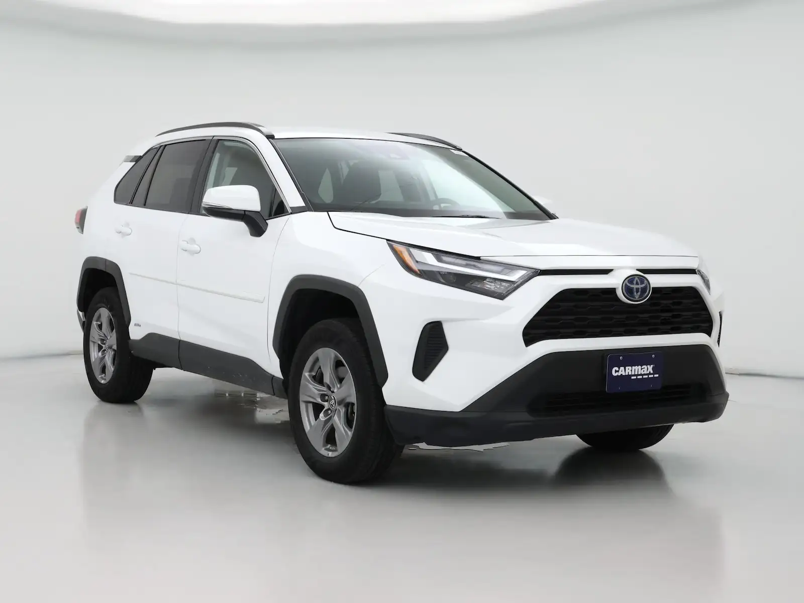 2024 Toyota RAV4 Hybrid LE AWD's photo