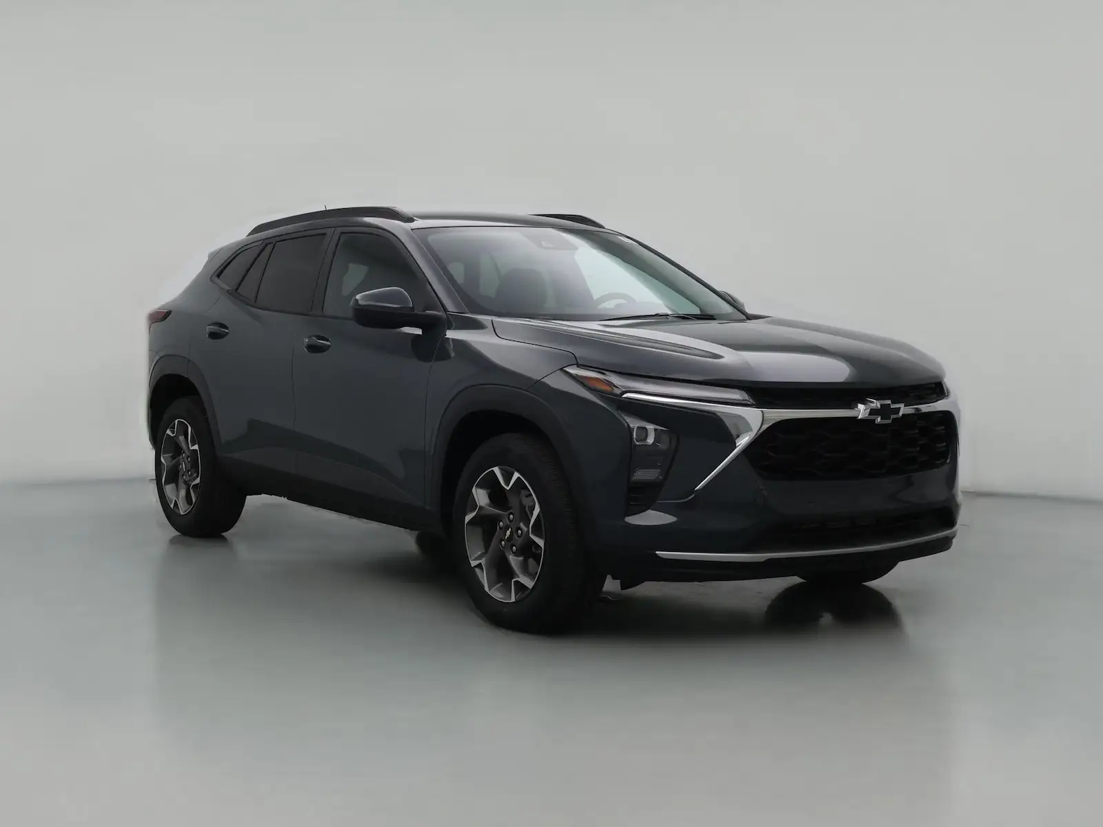 2025 Chevrolet Trax LT photo 1