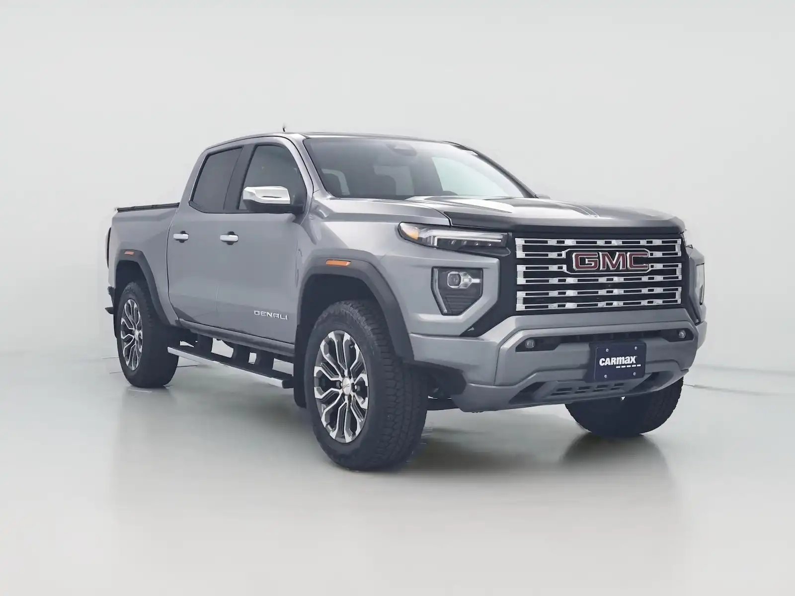 2025 GMC Canyon Denali 4WD Crew Cab Short Box's photo