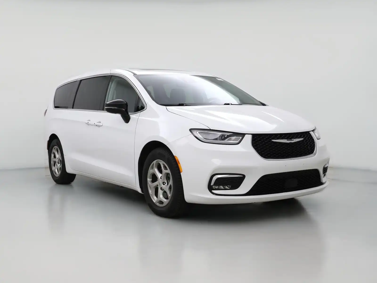 2024 Chrysler Pacifica Limited's photo