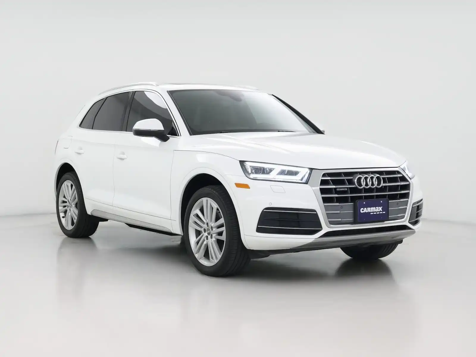 2019 Audi Q5 2.0T Premium Plus quattro S tronic's photo