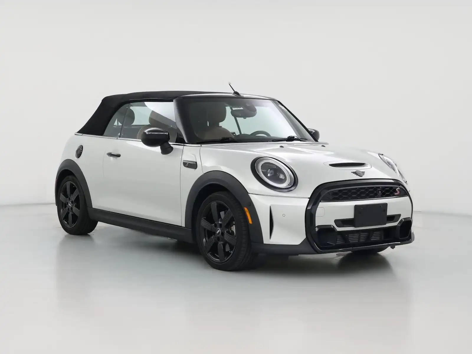 2022 MINI Convertible Cooper S's photo
