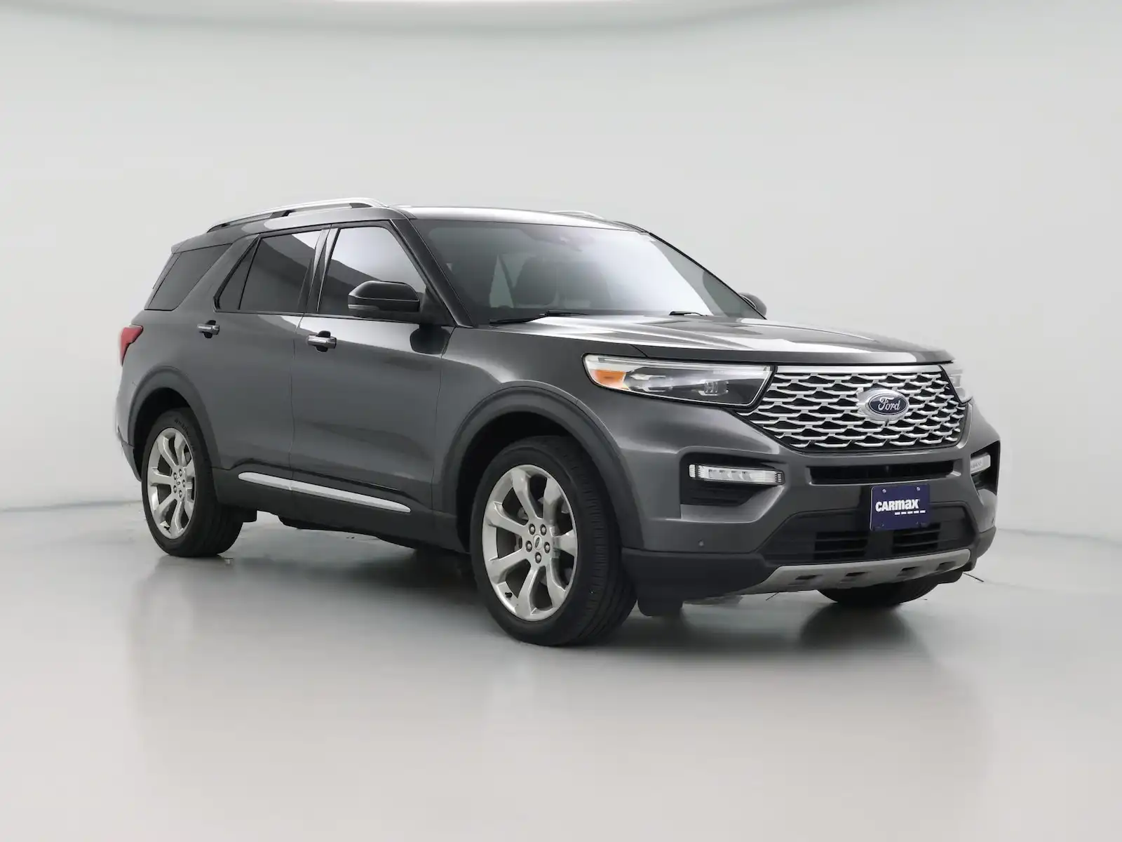 2020 Ford Explorer Platinum 4WD's photo