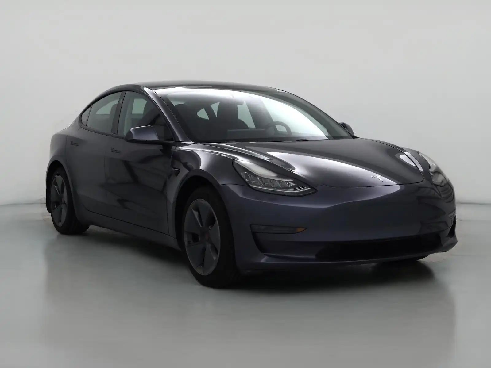 2021 Tesla Model 3 Standard Range Plus's photo