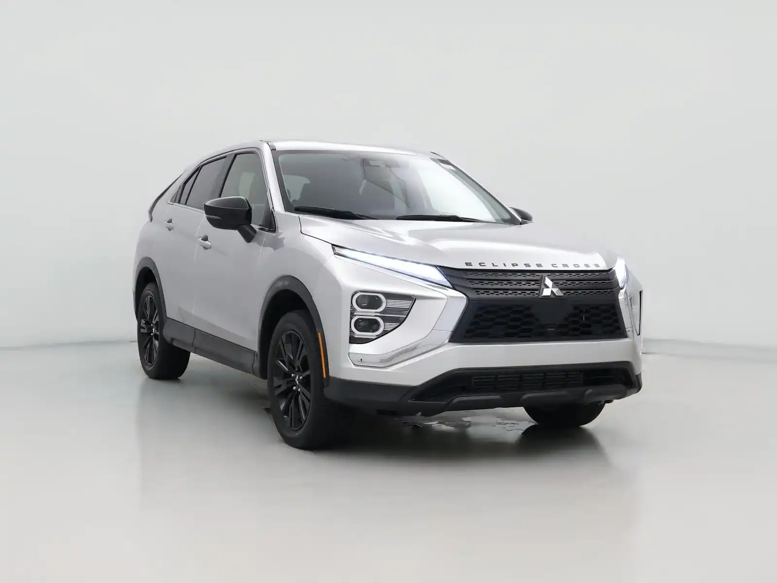 2024 Mitsubishi Eclipse Cross LE S-AWC's photo