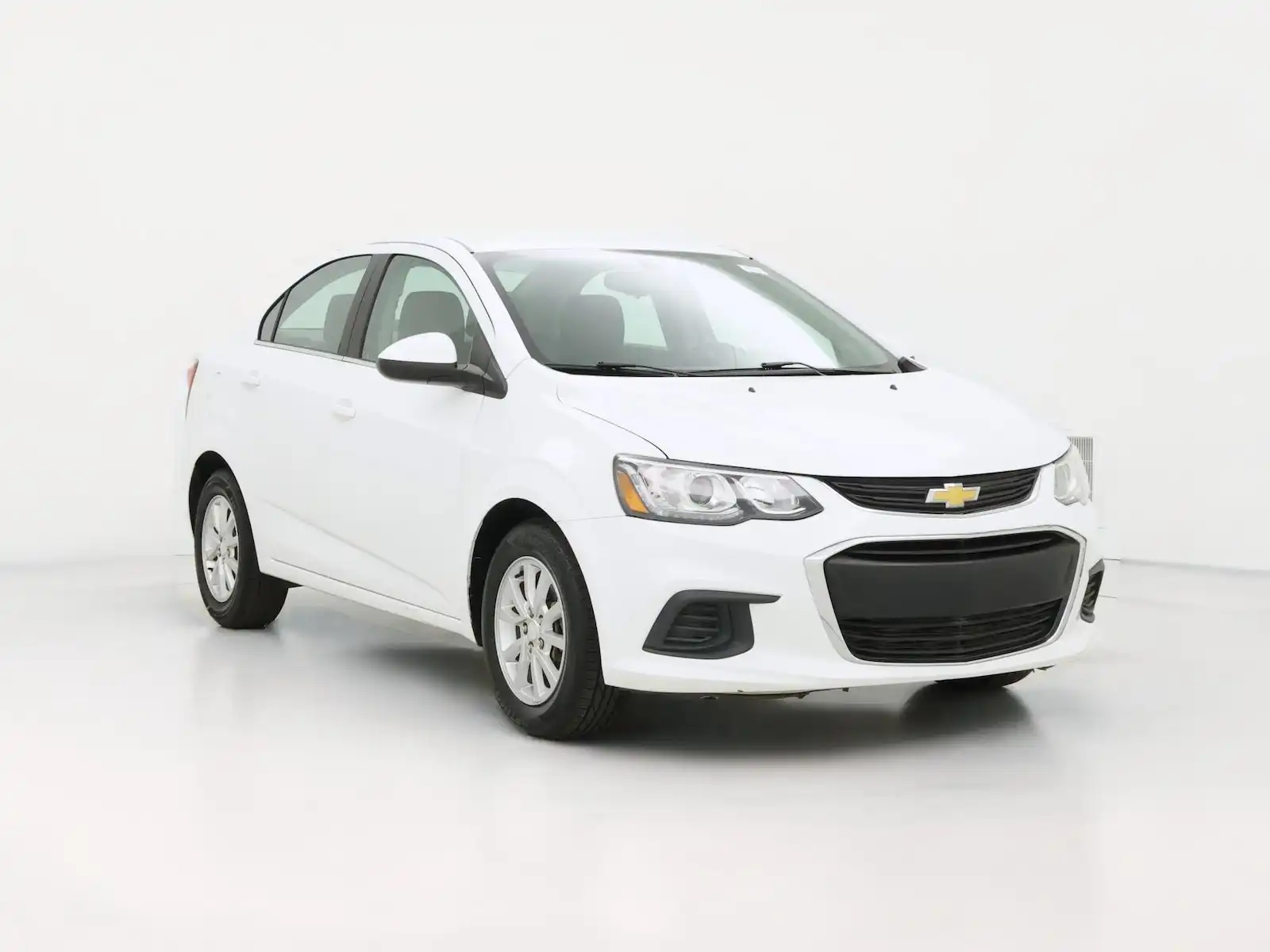 2020 Chevrolet Sonic LT Sedan Auto's photo