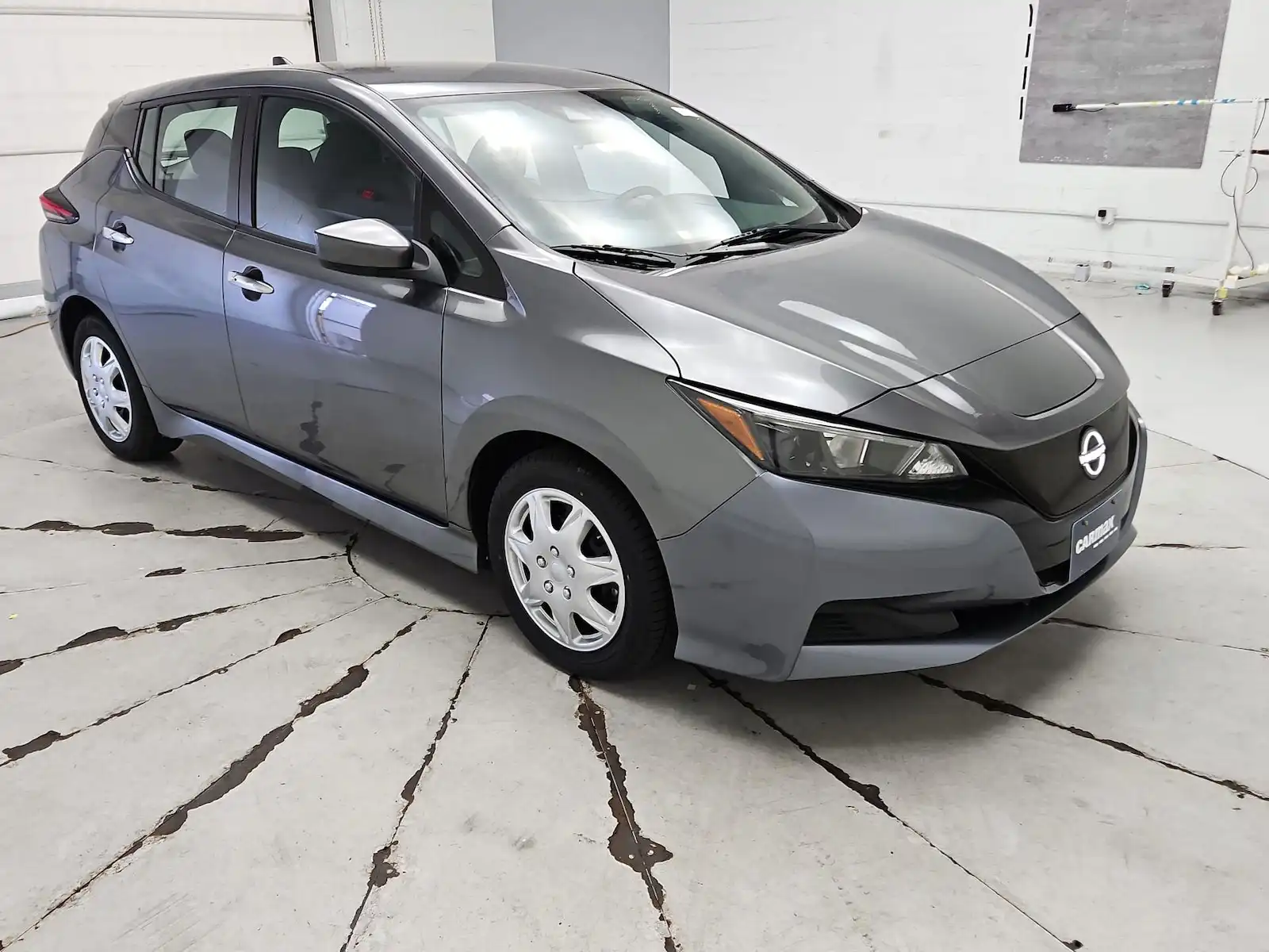 2024 Nissan Leaf S's photo