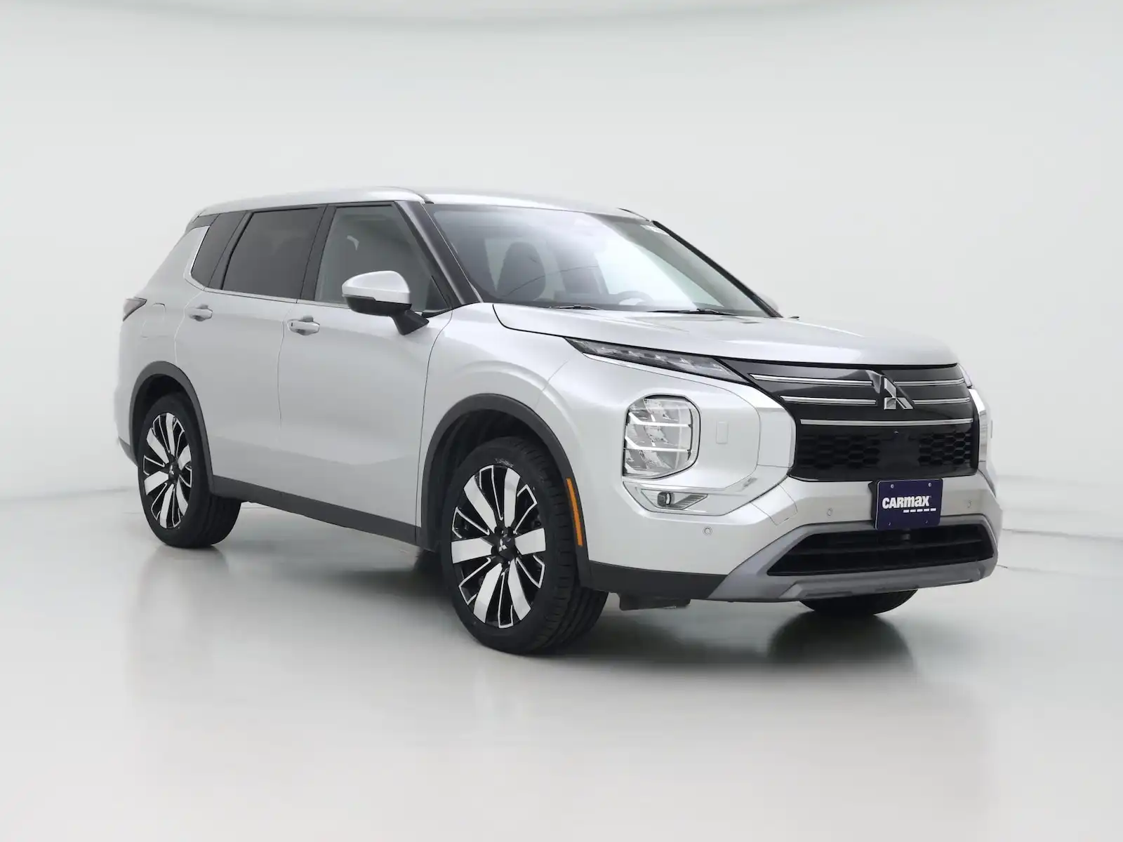 2025 Mitsubishi Outlander SE S-AWC's photo