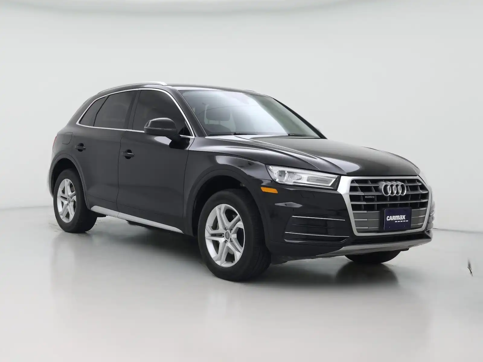 2019 Audi Q5 2.0T Premium quattro S tronic's photo