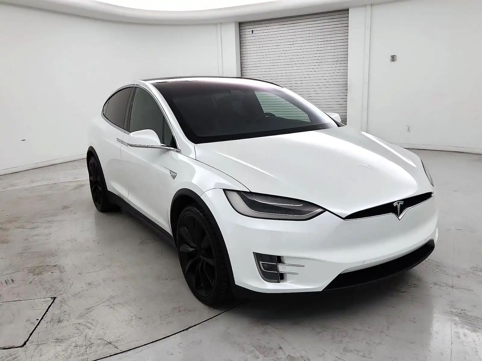 2020 Tesla Model X Long Range's photo