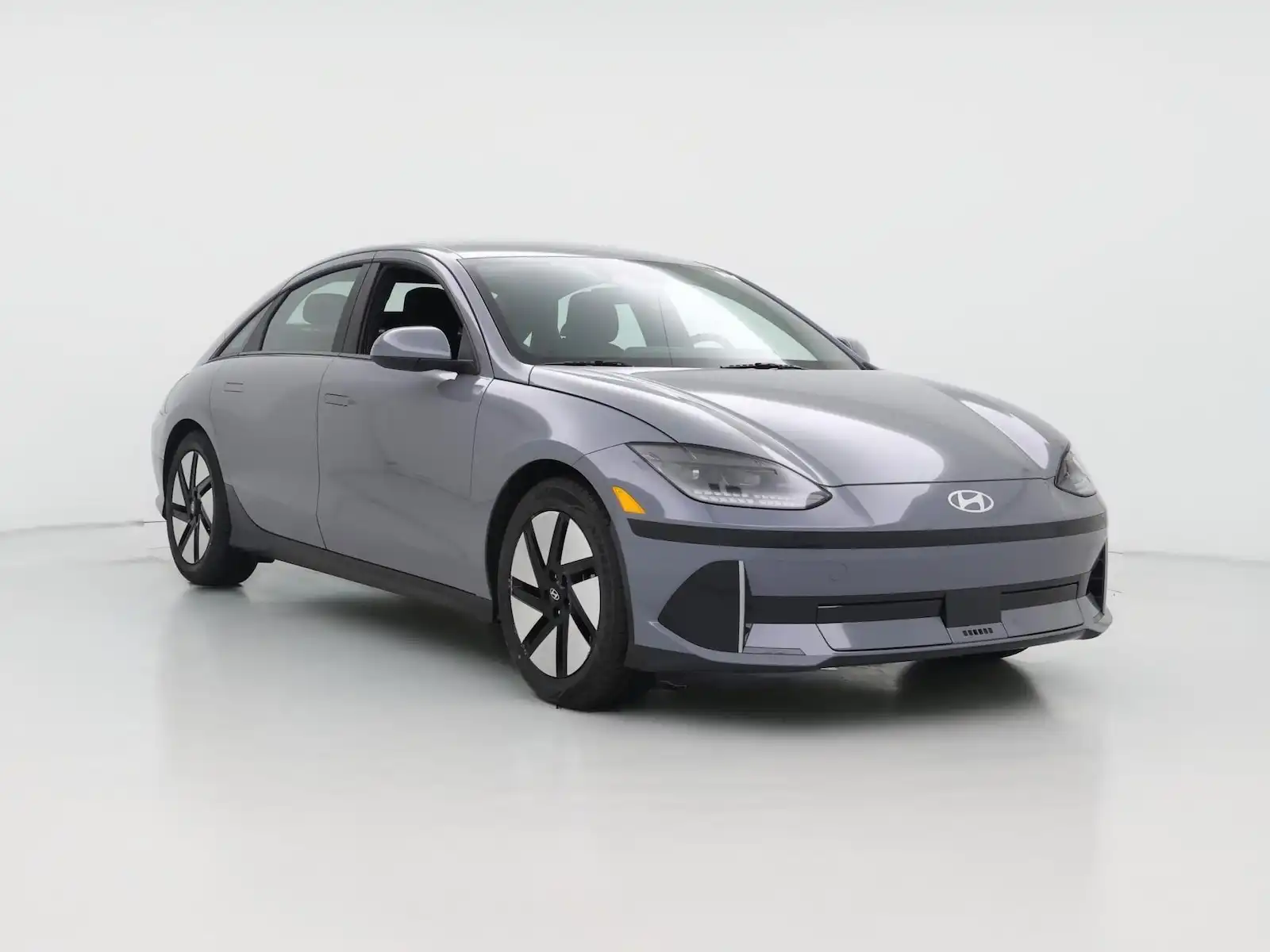 2024 Hyundai Ioniq 6 SE RWD's photo