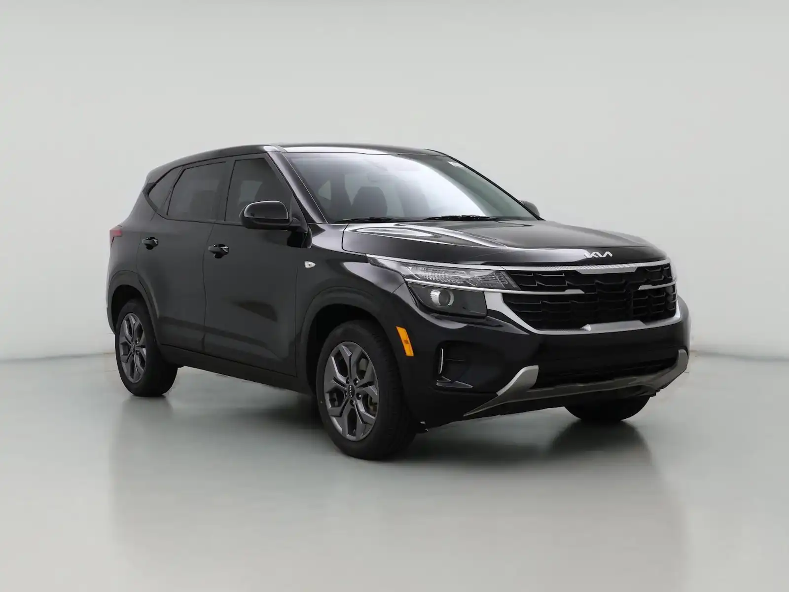 2024 Kia Seltos 2.0 LX AWD's photo