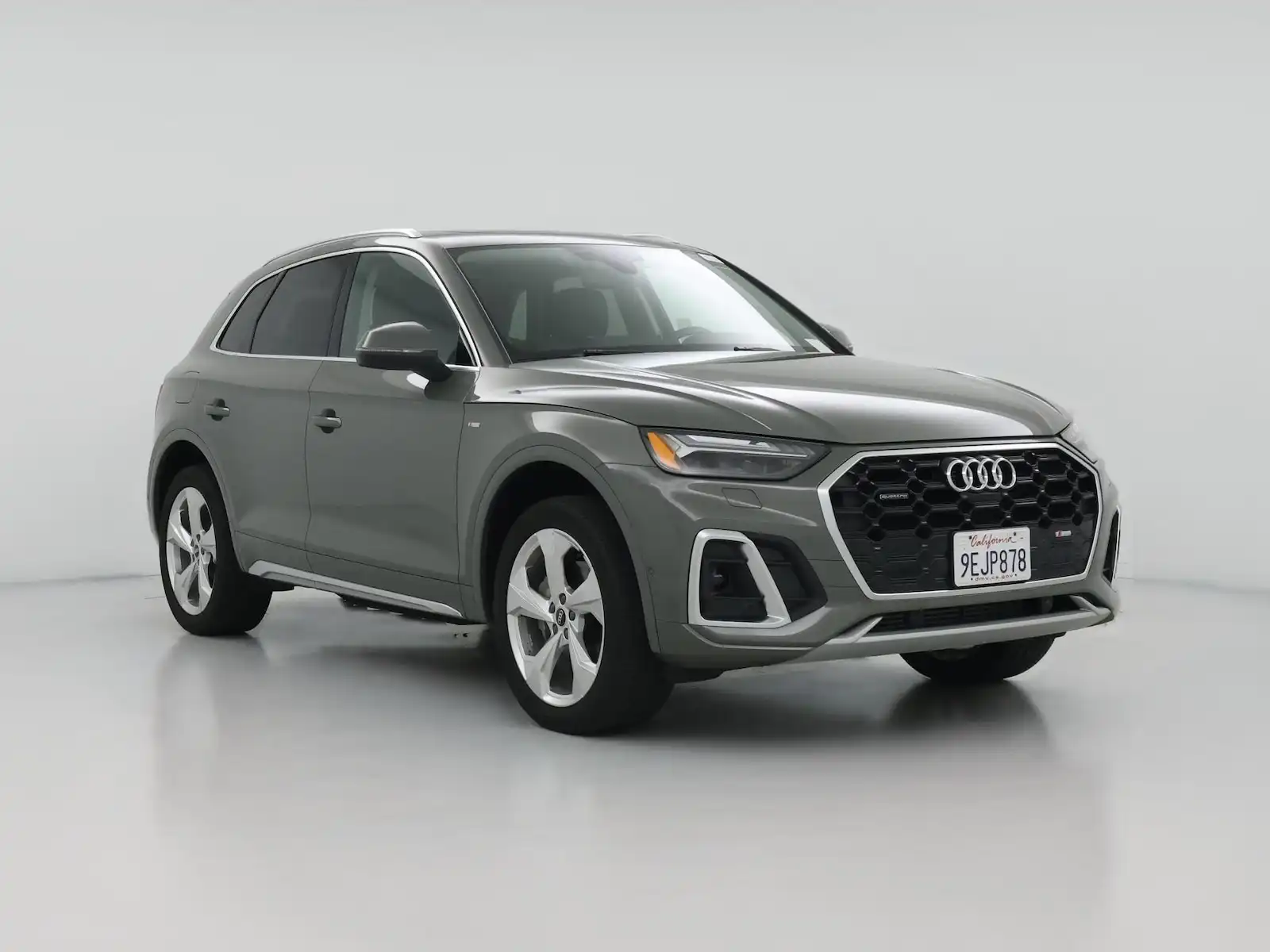 2023 Audi Q5 45 Prestige's photo