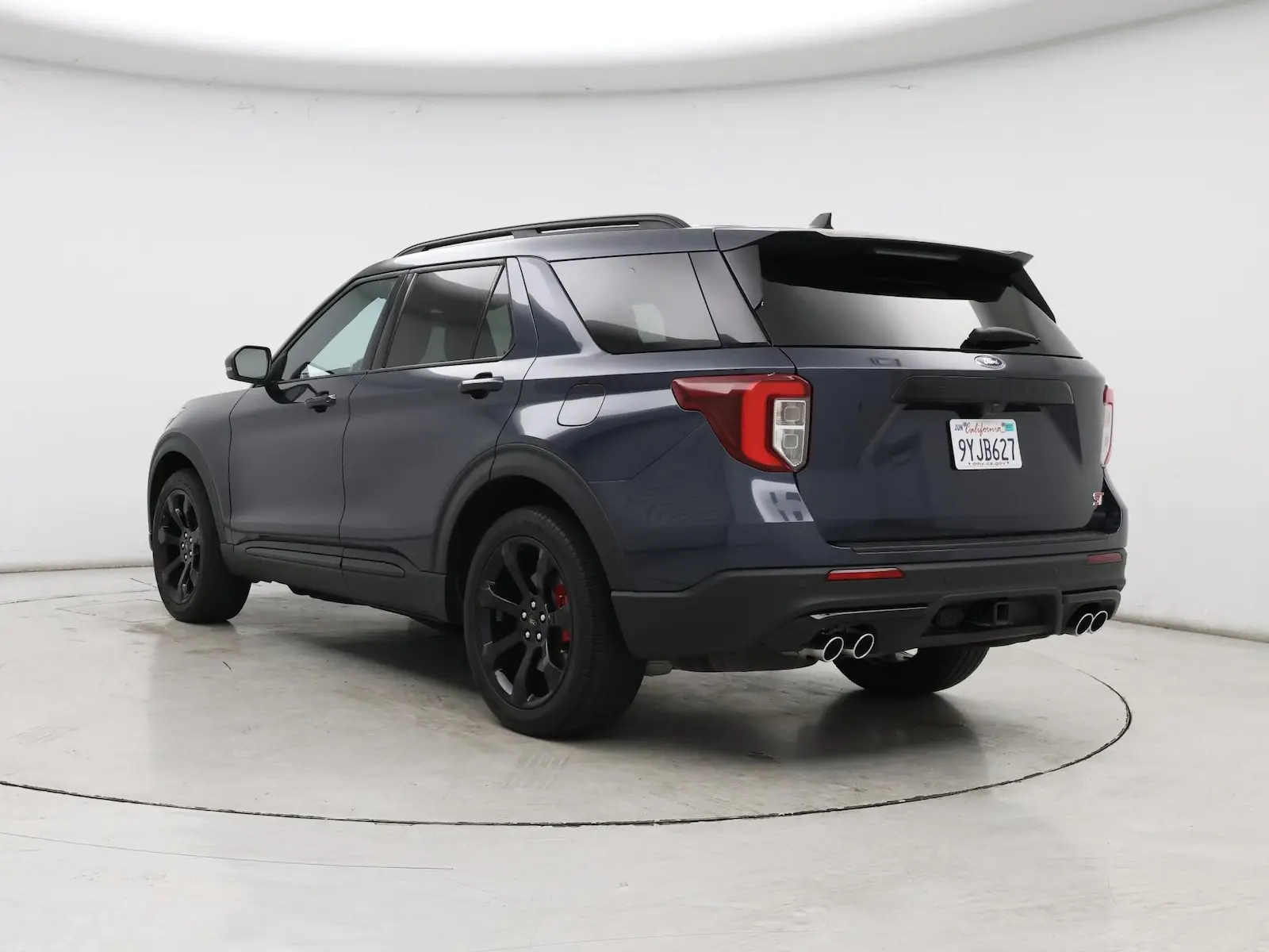 2024 Ford Explorer ST 4WD photo 3