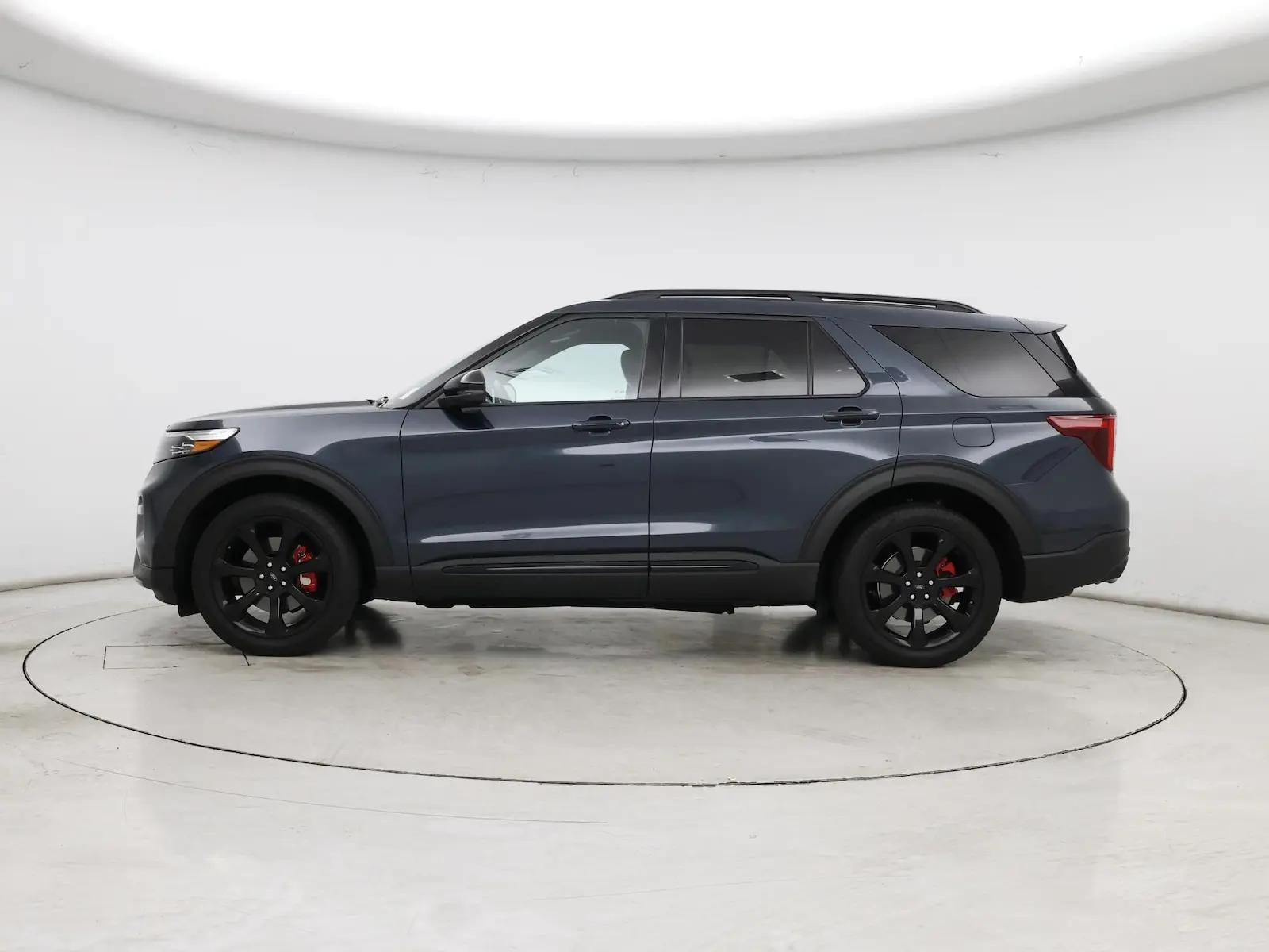 2024 Ford Explorer ST 4WD photo 4