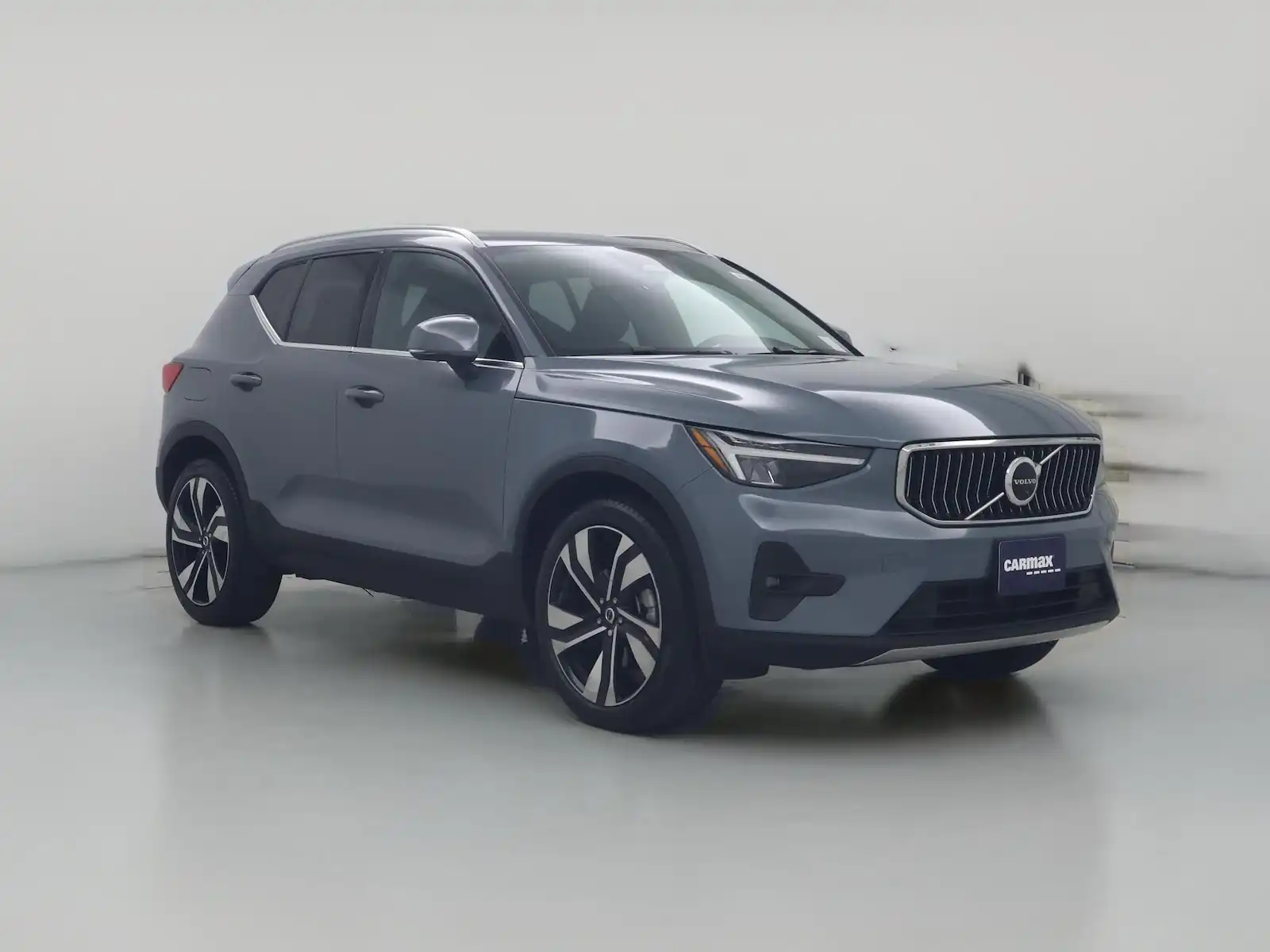 2023 Volvo XC40 B5 Plus Bright AWD's photo