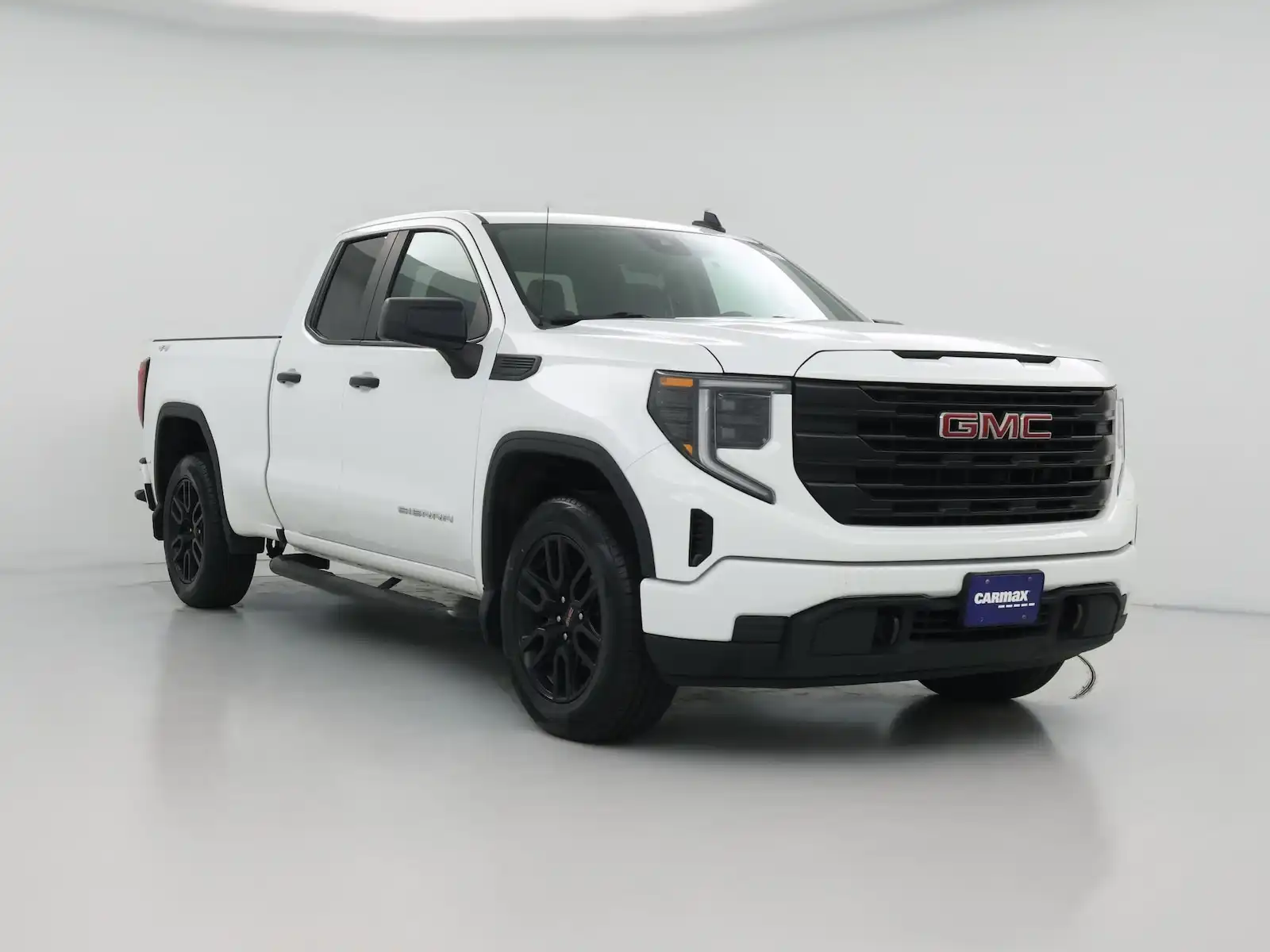 2024 GMC Sierra Pro 4WD Double Cab Standard Box's photo