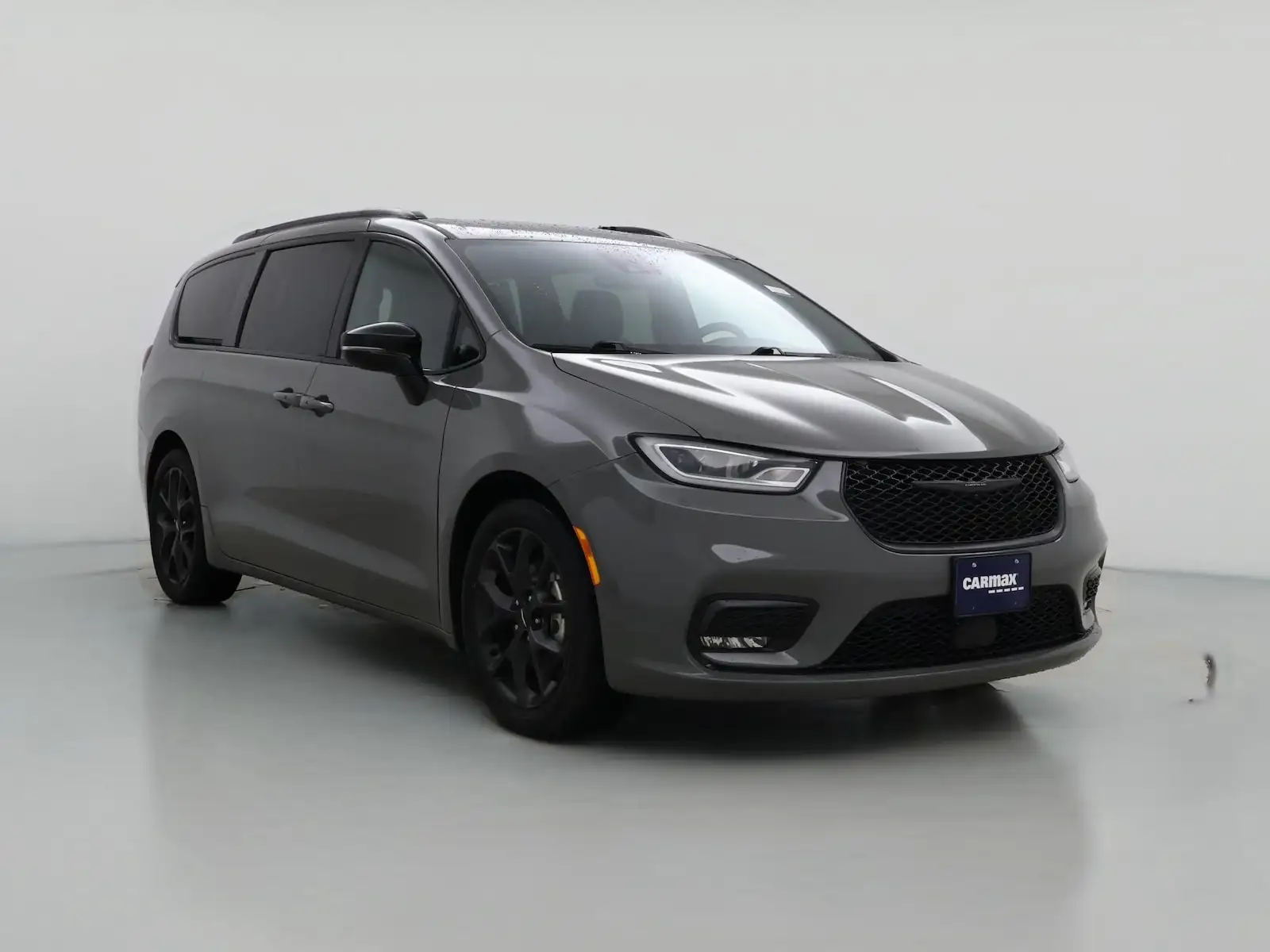 2025 Chrysler Pacifica Limited's photo