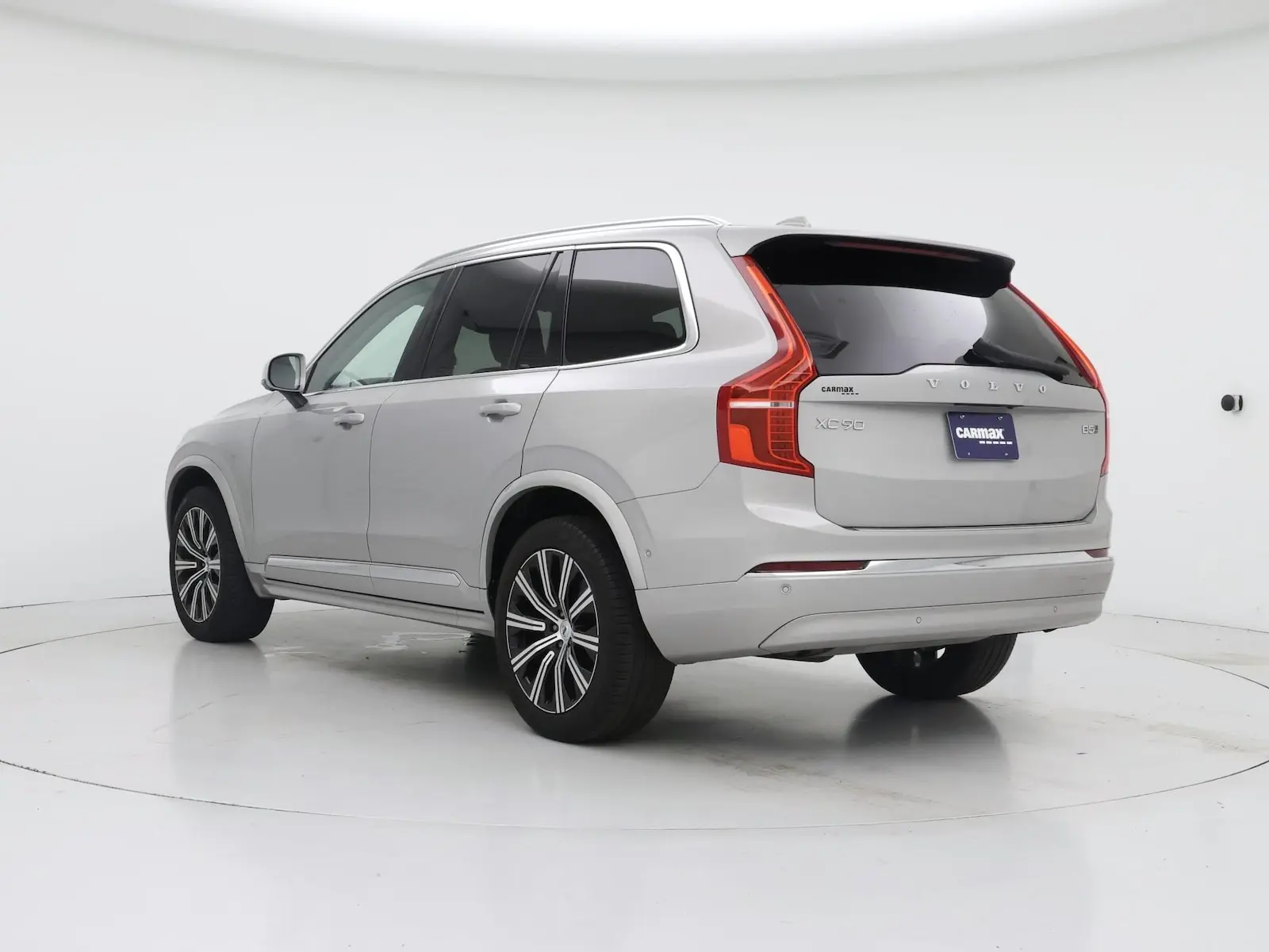 2023 Volvo XC90 B5 Plus AWD photo 3