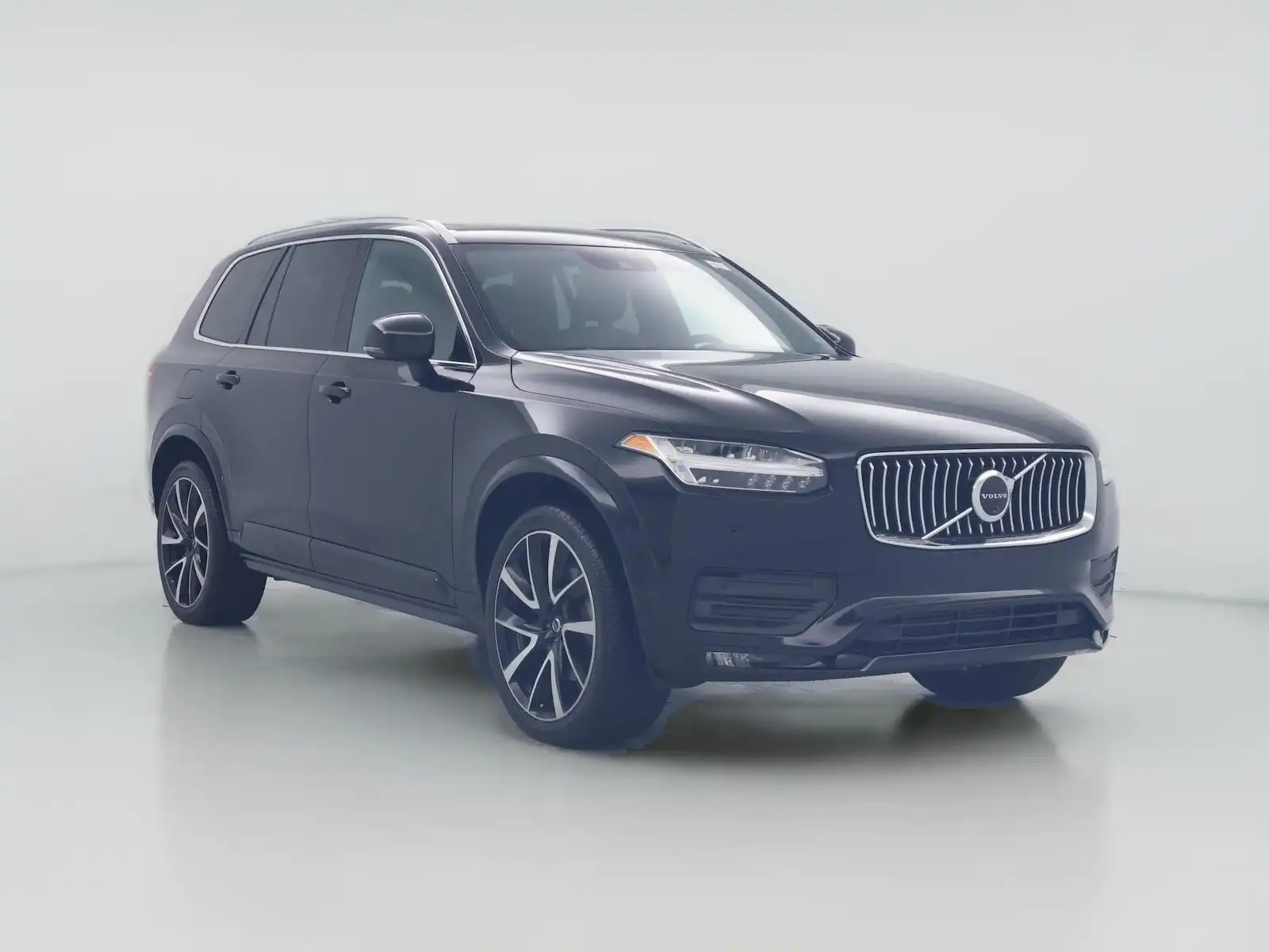 2022 Volvo XC90 T6 Momentum AWD's photo