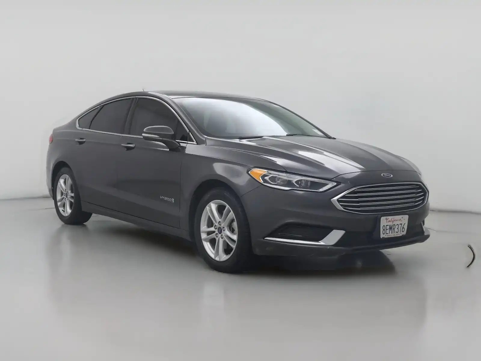 2018 Ford Fusion SE's photo