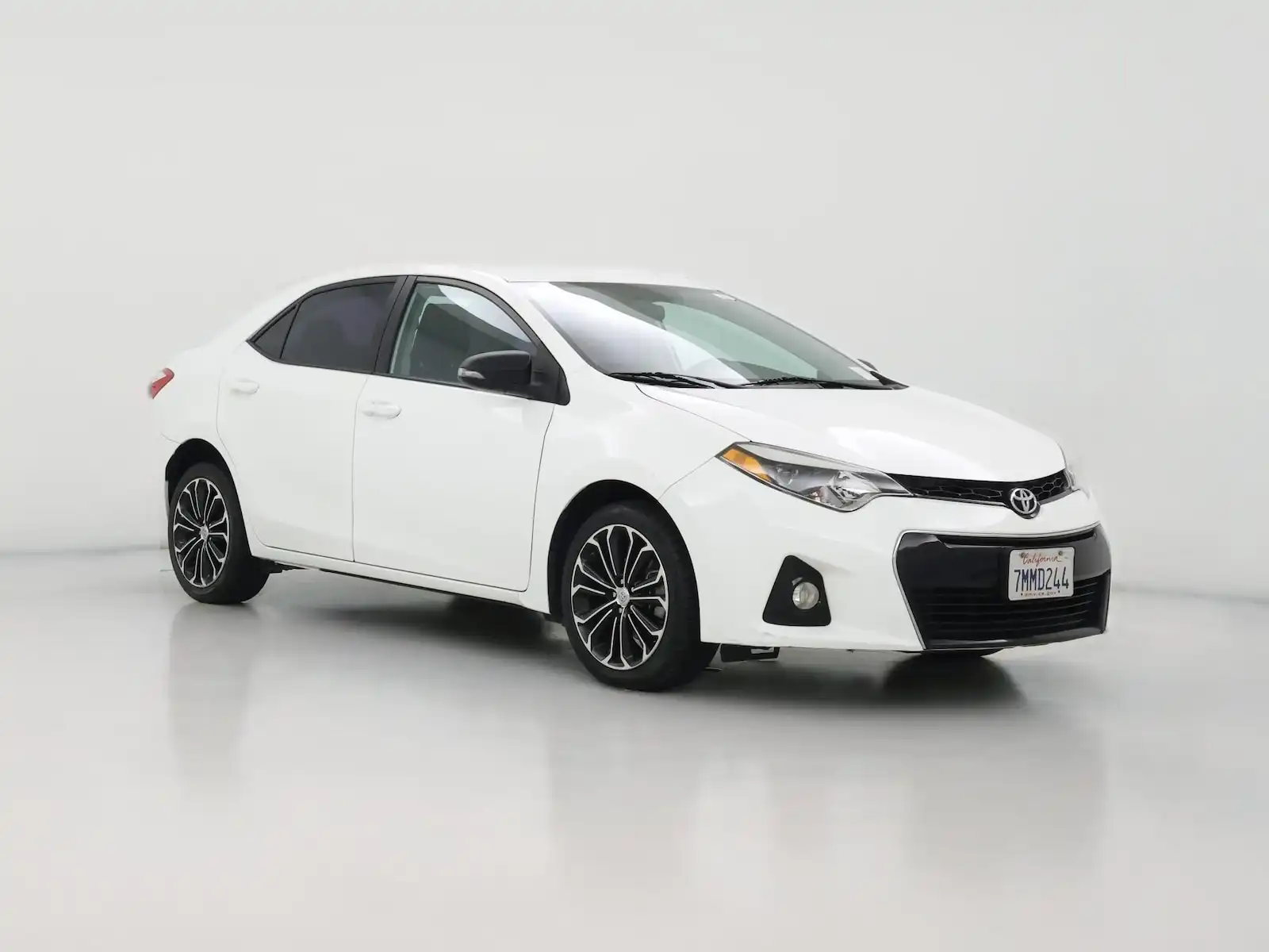 2015 Toyota Corolla S Plus AT's photo