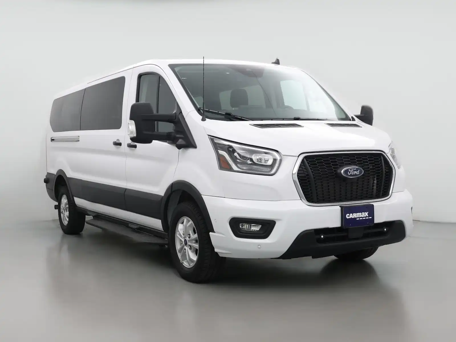 2023 Ford Transit XLT 350 Low Roof Sliding Pass. 148's photo