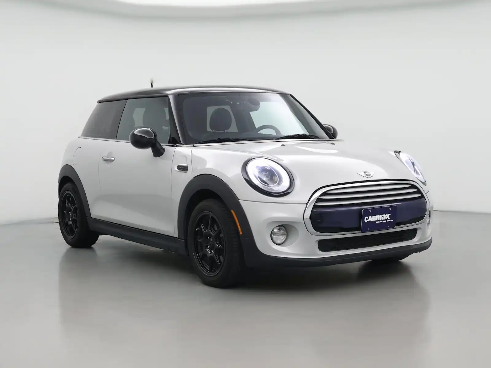 2015 MINI Cooper Base's photo