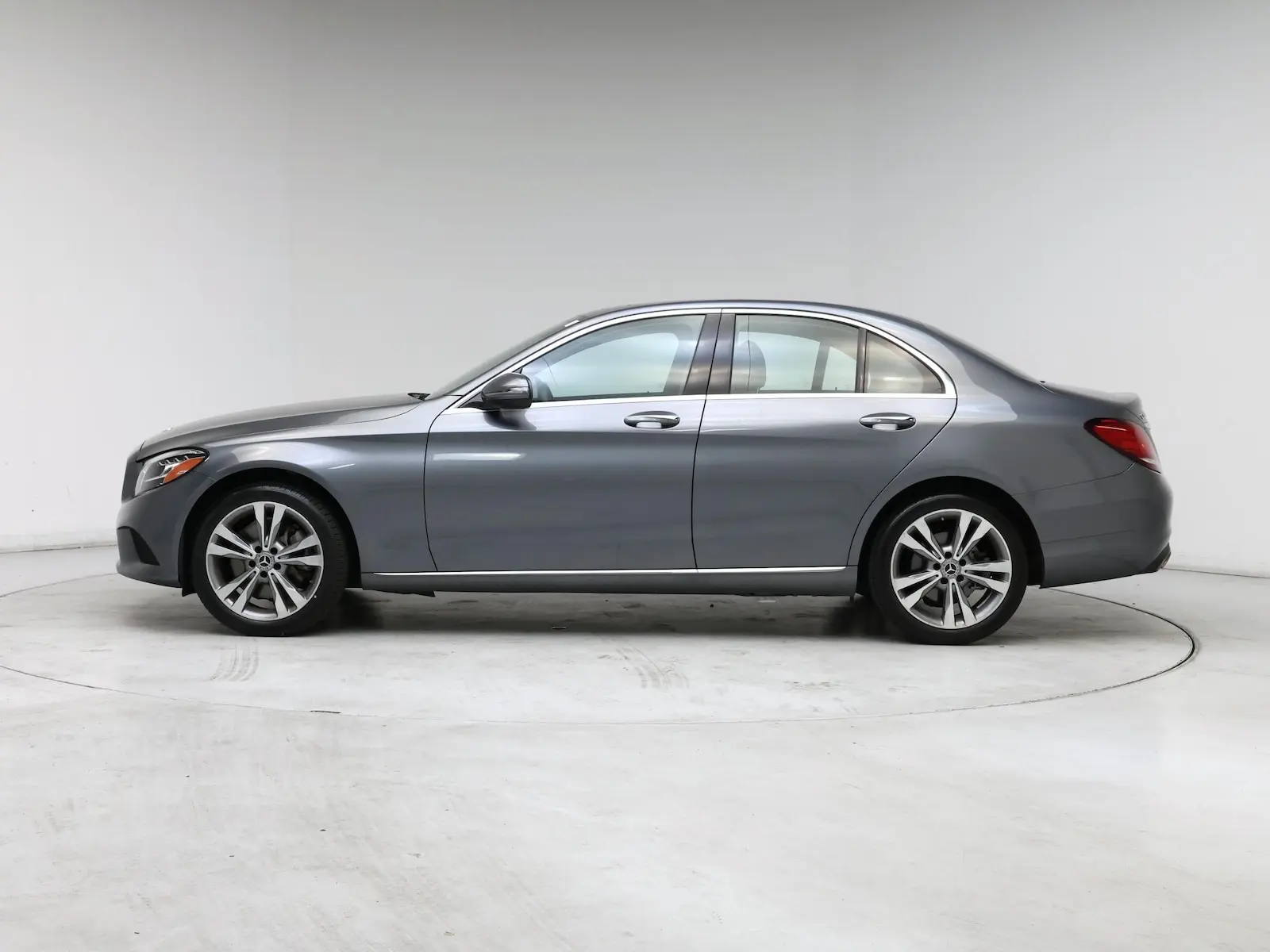 2019 Mercedes-Benz C-Class C300 4MATIC photo 4