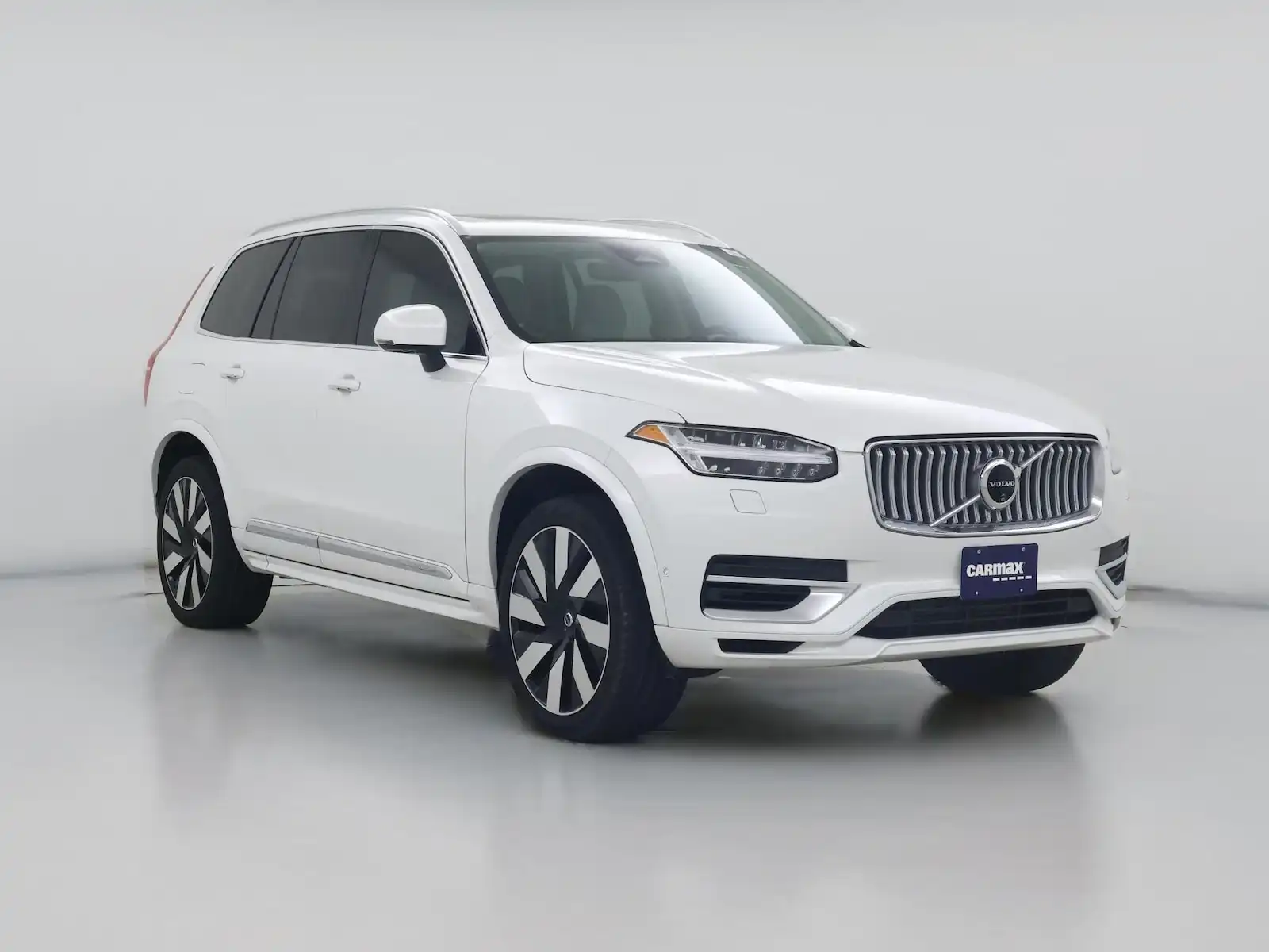 2024 Volvo XC90 T8 Recharge Plus Bright Theme 7-Seater AWD's photo