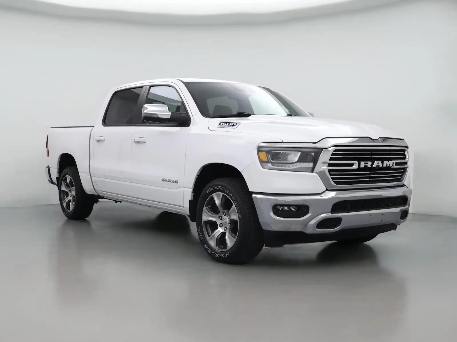 2023 RAM 1500 Laramie 4WD Crew Cab 5'7's photo