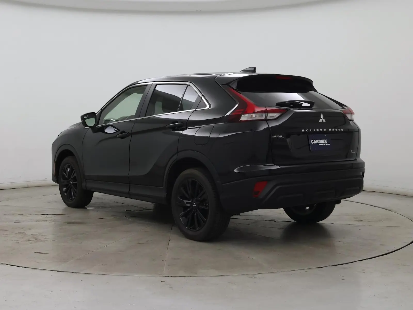 2024 Mitsubishi Eclipse Cross LE S-AWC photo 3