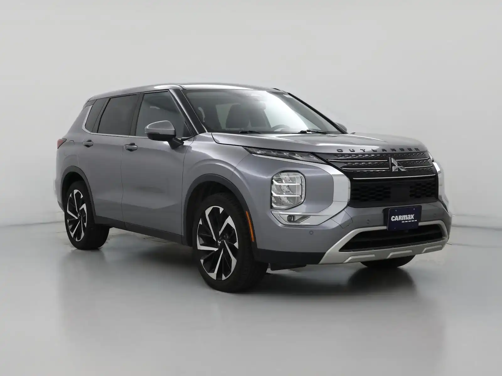 2024 Mitsubishi Outlander SE FWD's photo