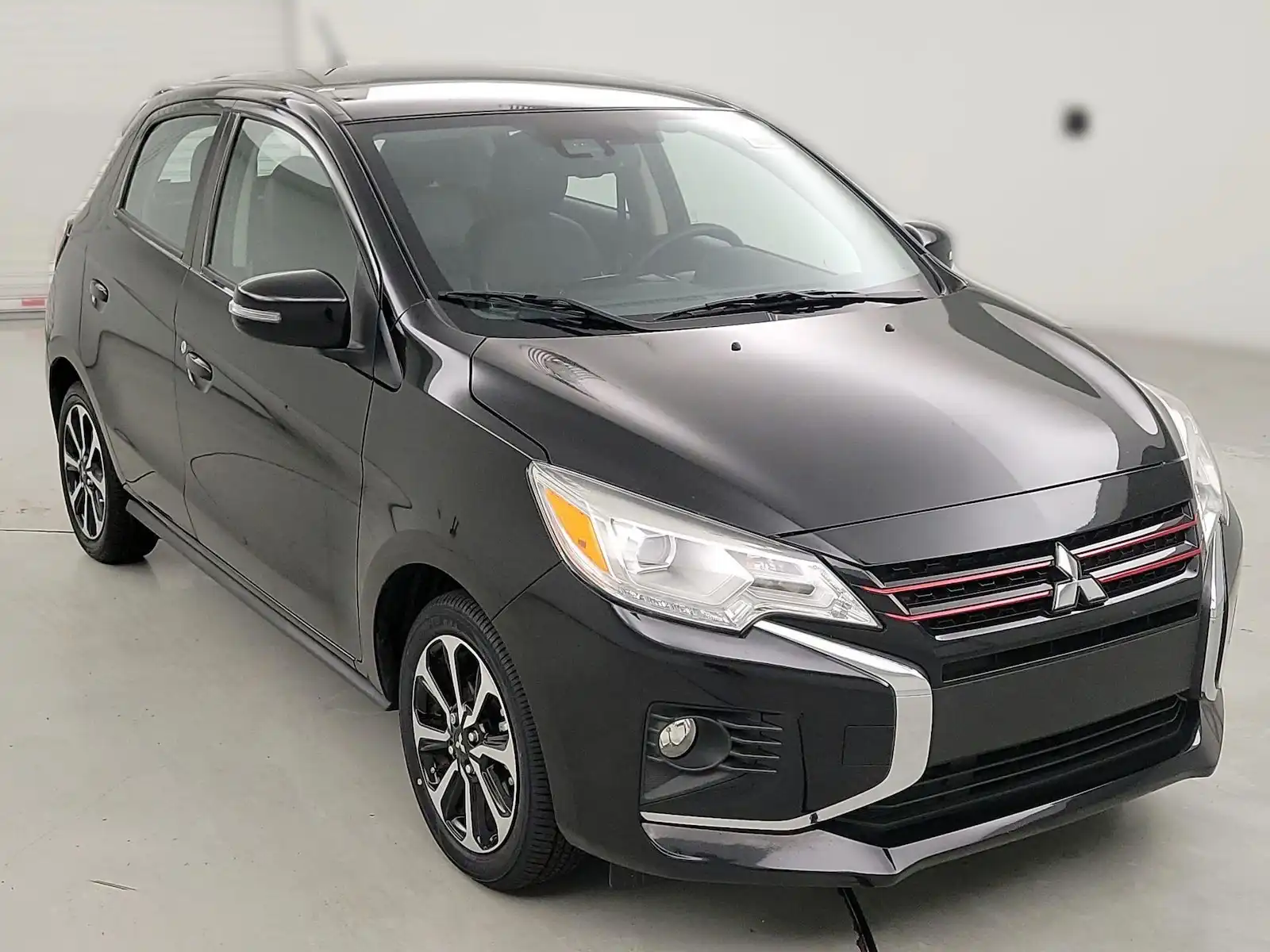 2024 Mitsubishi Mirage SE CVT's photo