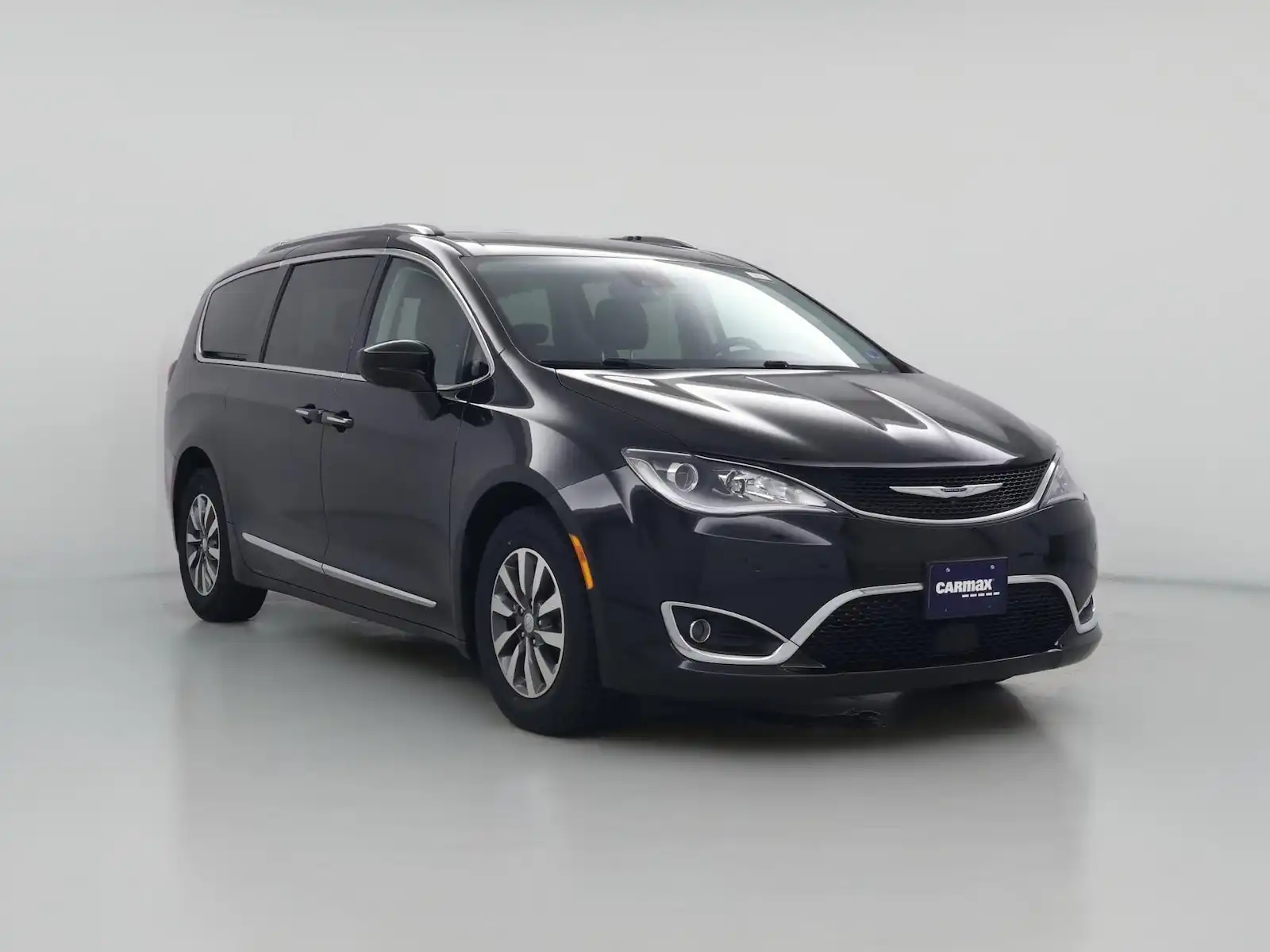 2020 Chrysler Pacifica Touring L Plus's photo