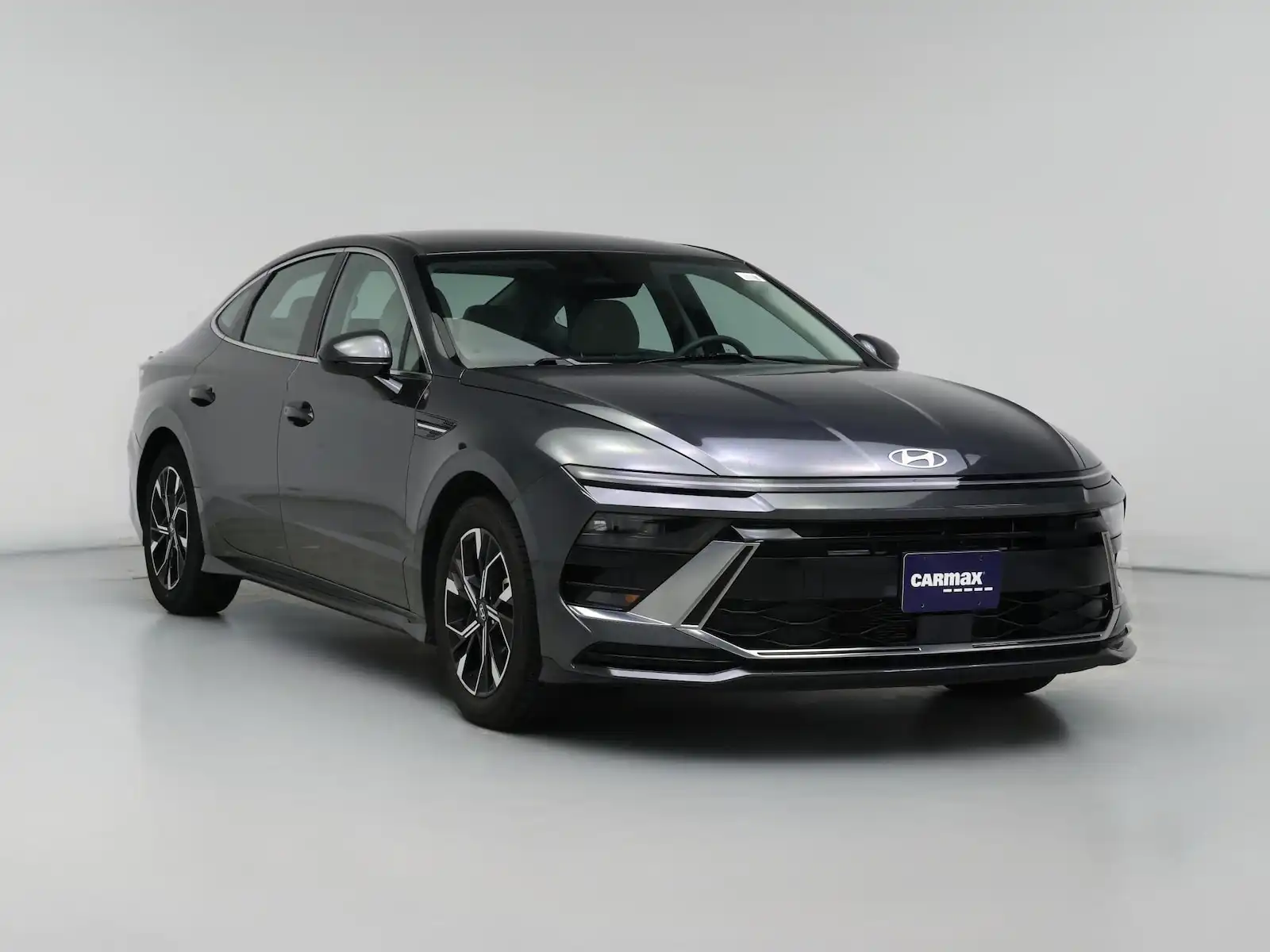 2025 Hyundai Sonata SEL's photo