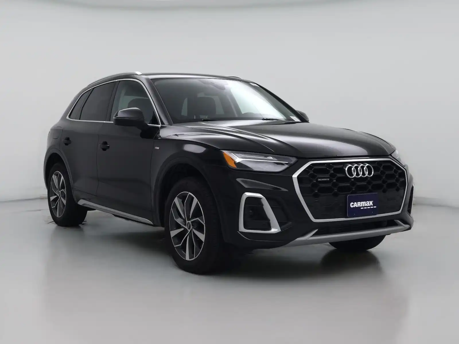 2023 Audi Q5 45 Premium's photo