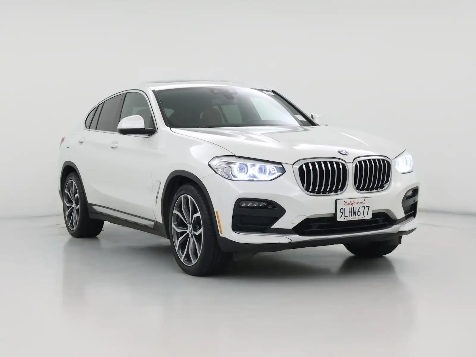 2021 BMW X4 xDrive30i's photo