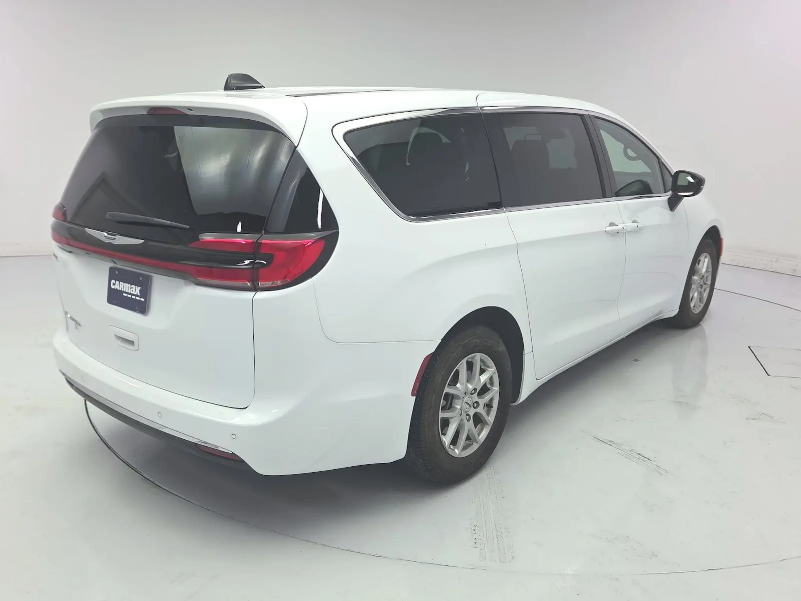 2025 Chrysler Pacifica Select photo 5