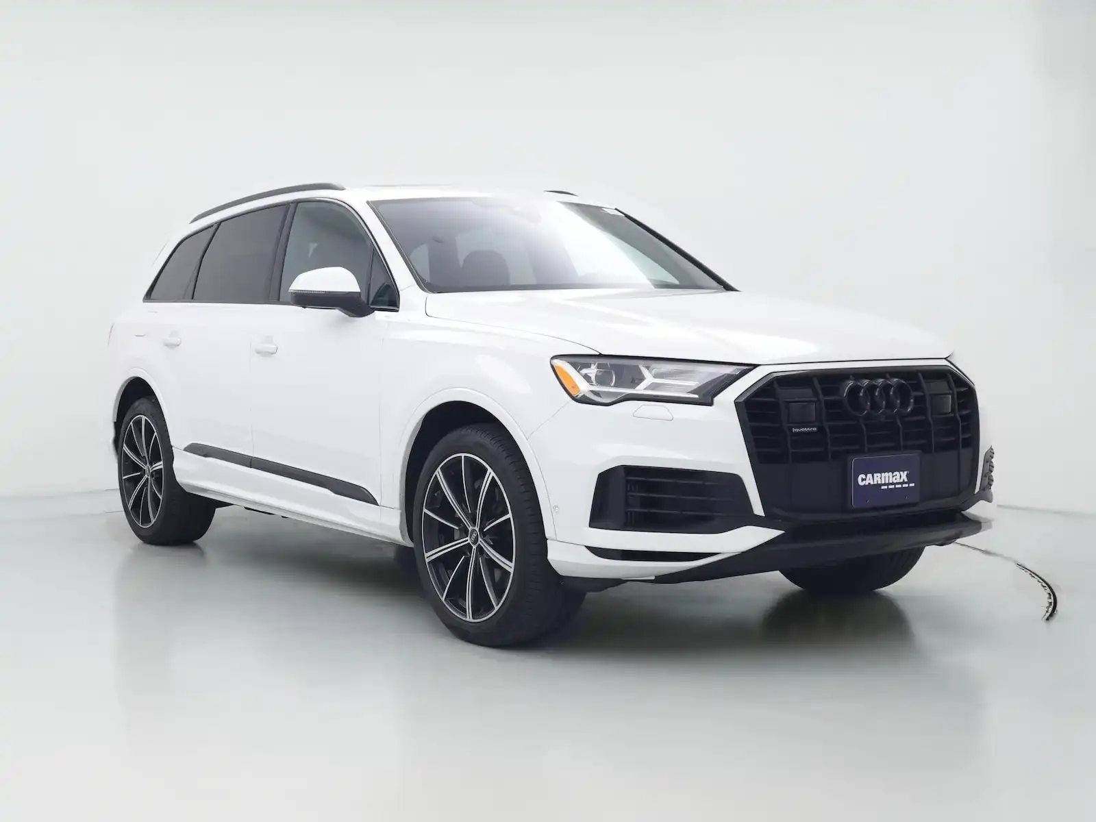 2022 Audi Q7 55 Premium Plus quattro Tiptronic's photo