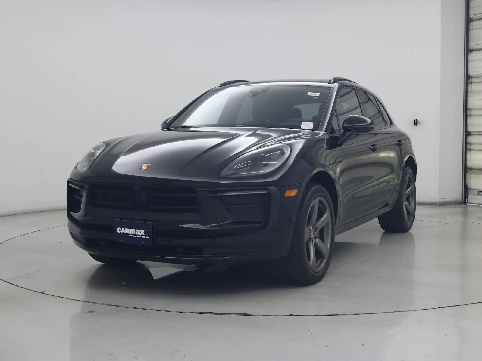2023 Porsche Macan undefined photo 5