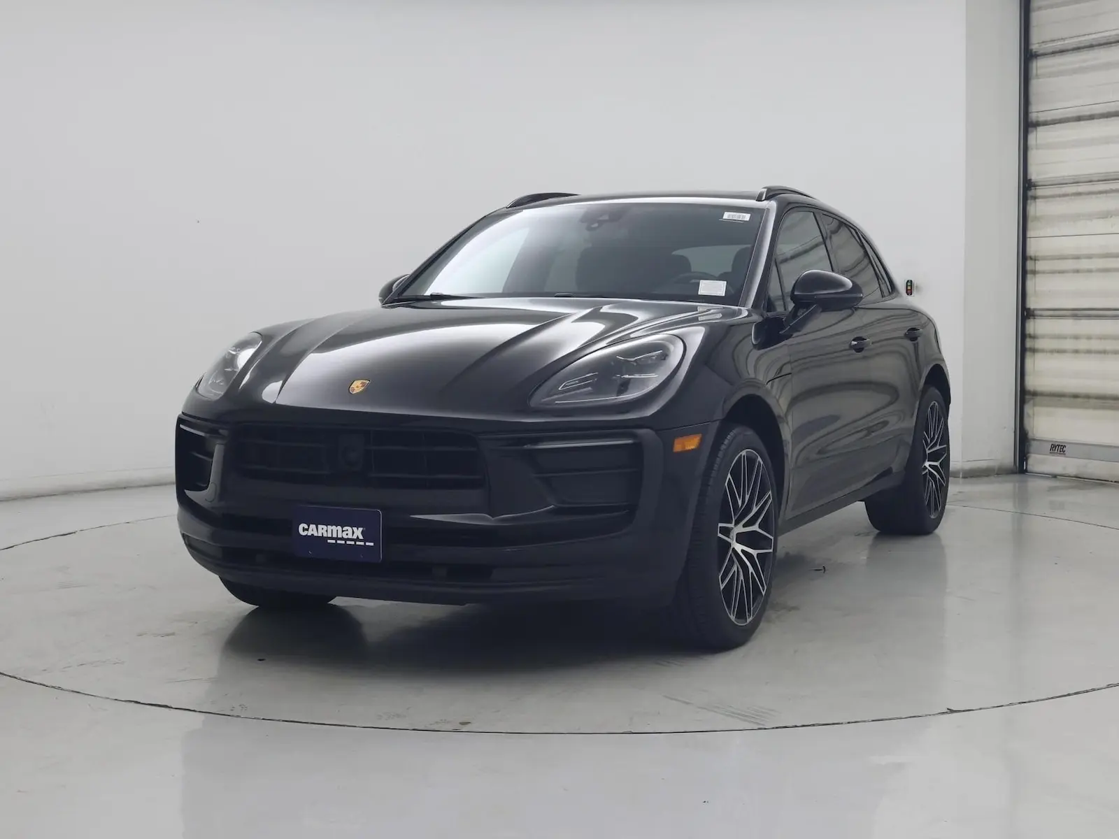 2023 Porsche Macan Base photo 5