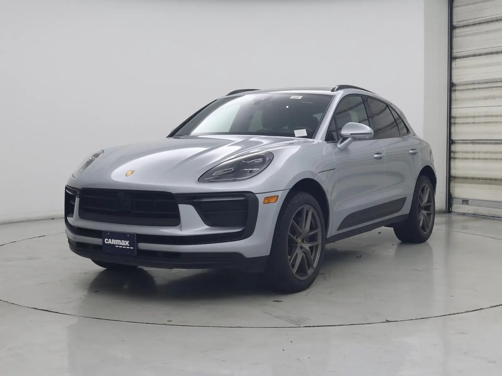 2023 Porsche Macan Base photo 5