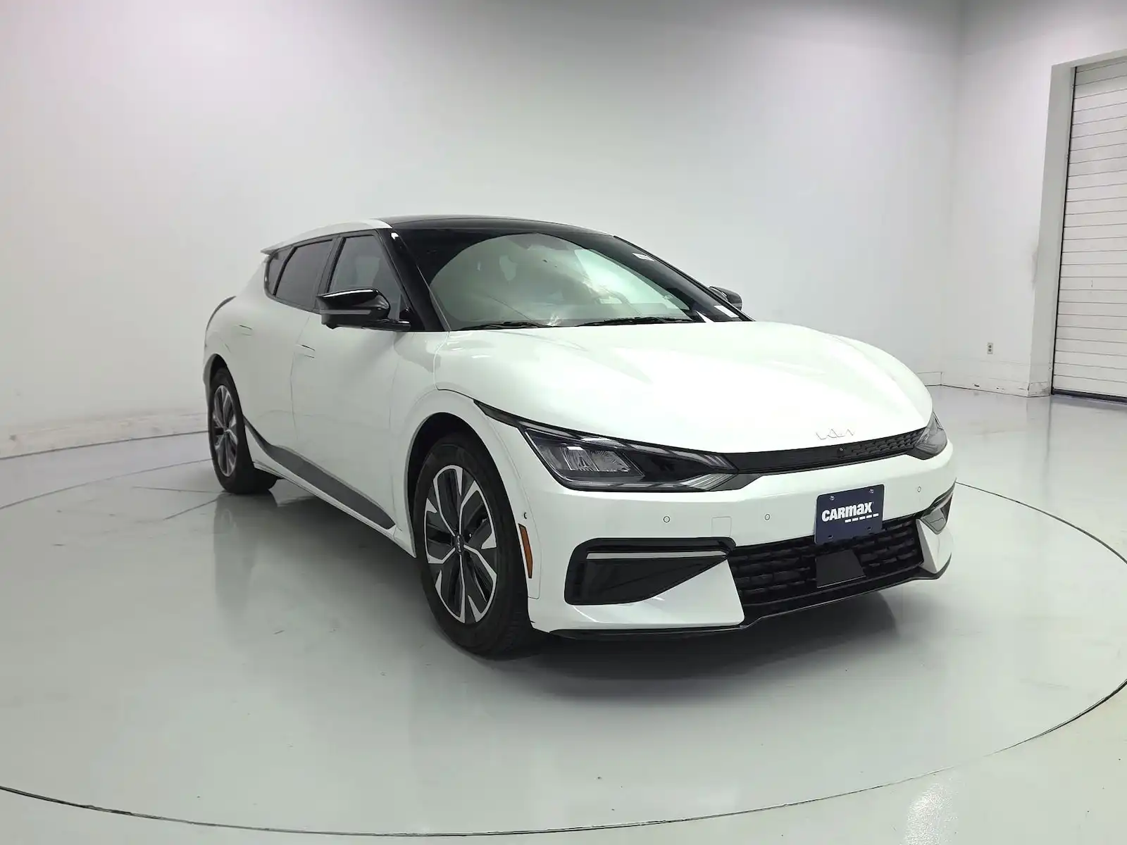 2024 Kia EV6 GT-Line's photo